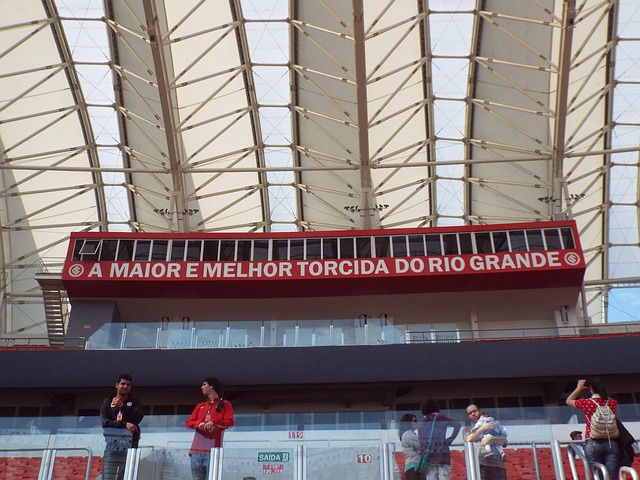 瞬间成为媒 瞬间成为媒